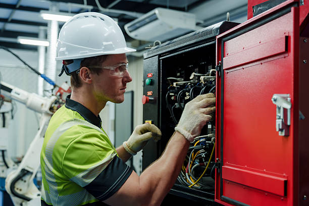 24/7 Emergency Electrical Repair experts in Kansas, KS